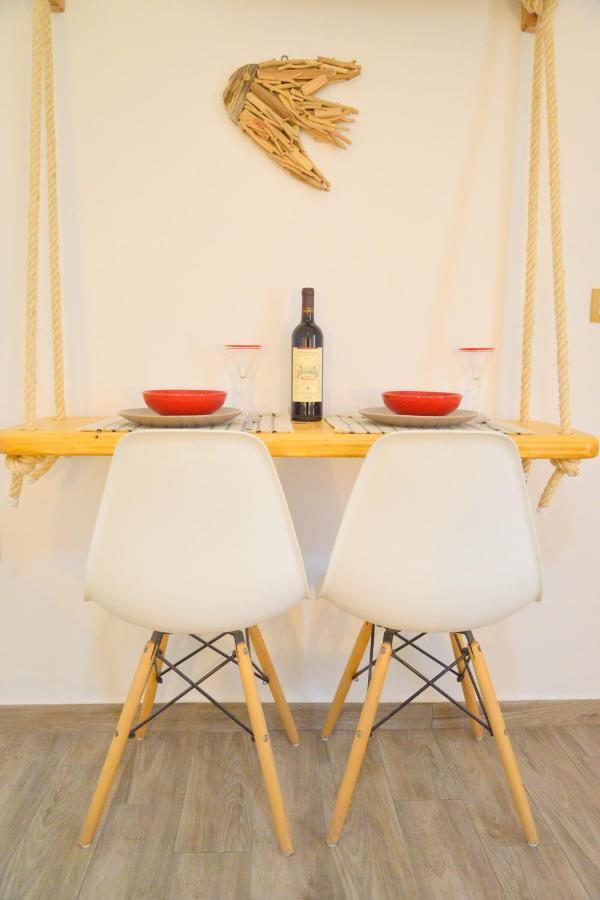 Margaritari Studios Milos 아다마스 외부 사진